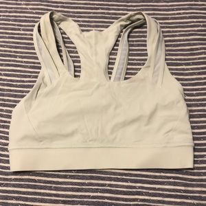 Lululemon size 6 bra